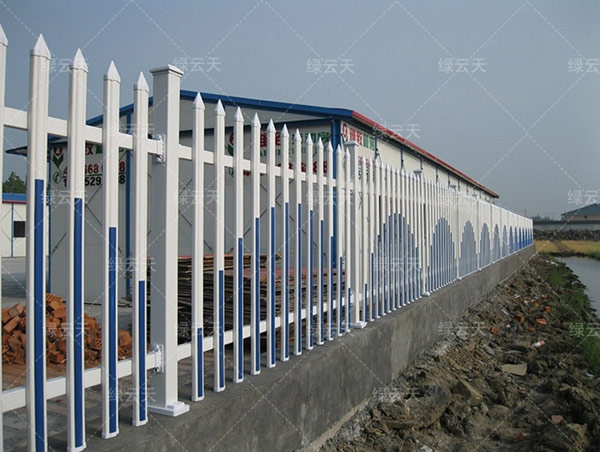 围墙护栏 弧形蓝色